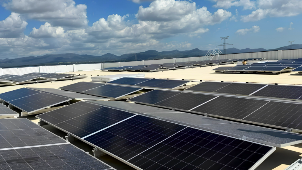 Instalación fotovoltaica de 320,65 kWp en Valencia con tecnología SolarEdge